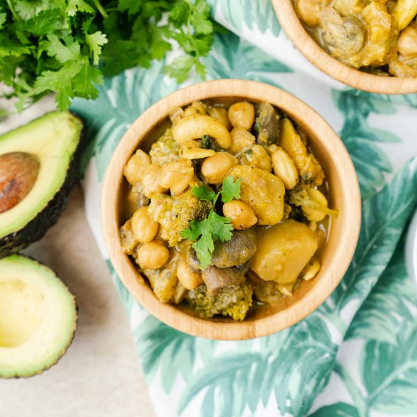 Thai Yellow Curry Thai Curry | http://andthentherewasfood.co.za/